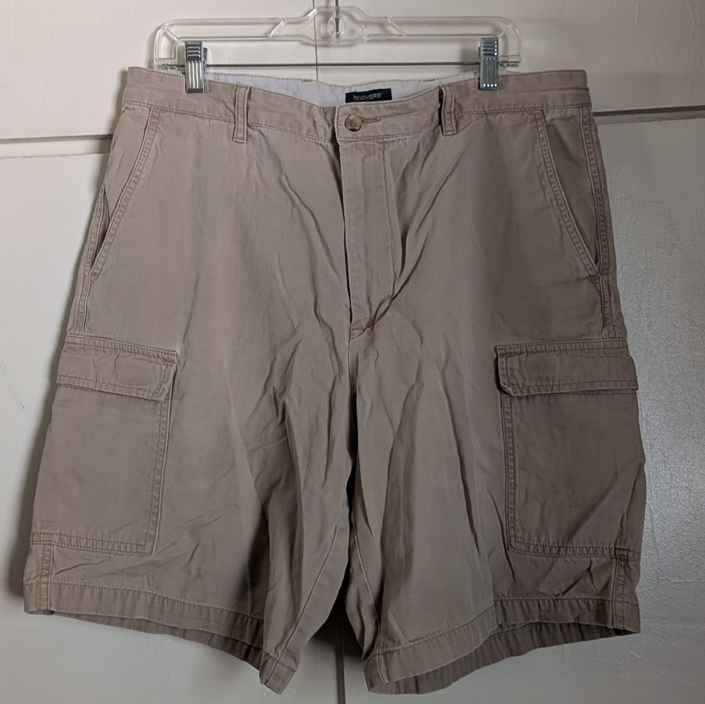 Dockers Khaki Cargo Shorts